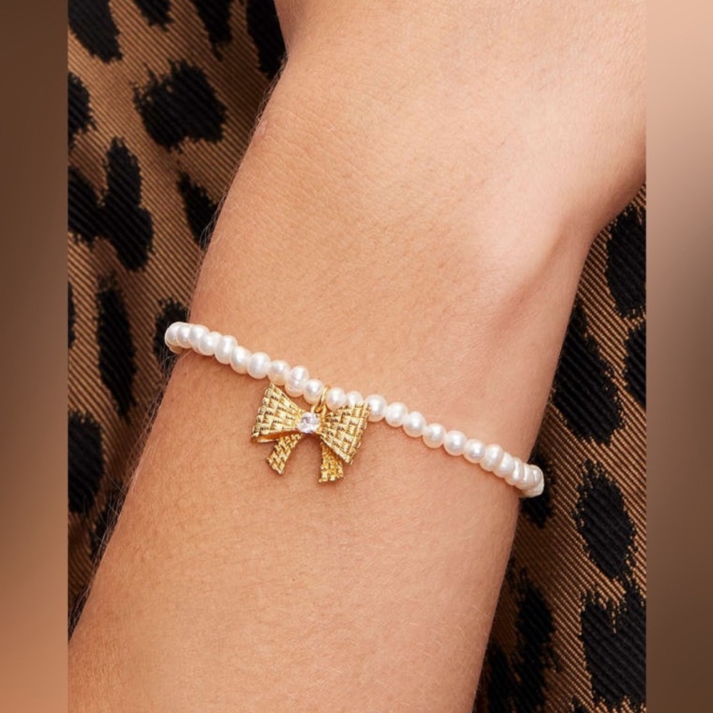 $98 Kate Spade Wrapped In A Bow Pearl‎ Charm NWT - Picture 2 of 7